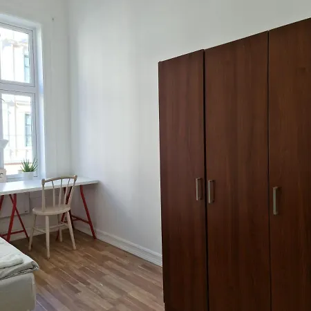 International Designers Space