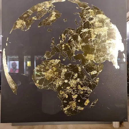International Designers Space